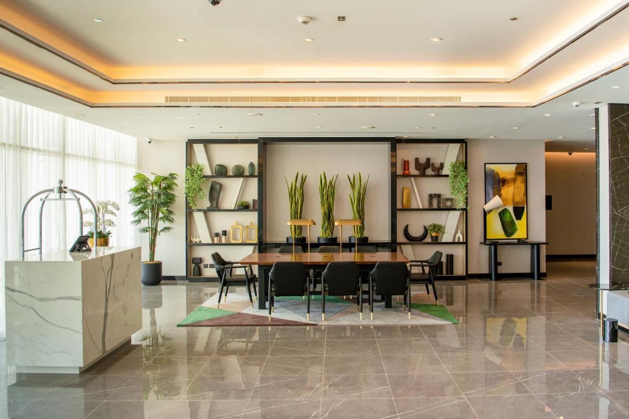 Damac Hills 2 Hotel, An Edge By Rotana Hotel Dubai Exterior foto